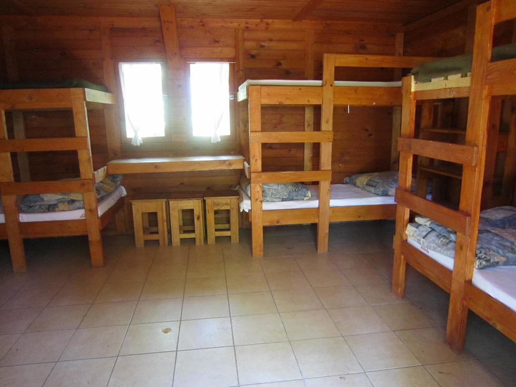 Nyirfaliget Lovaskemping Es Turistahaz Hotel Nyíregyháza Buitenkant foto