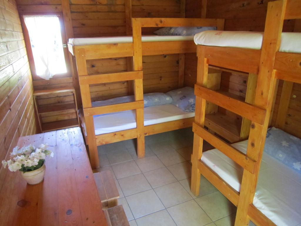 Nyirfaliget Lovaskemping Es Turistahaz Hotel Nyíregyháza Buitenkant foto
